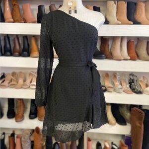 Elegant Black One-Shoulder Dress